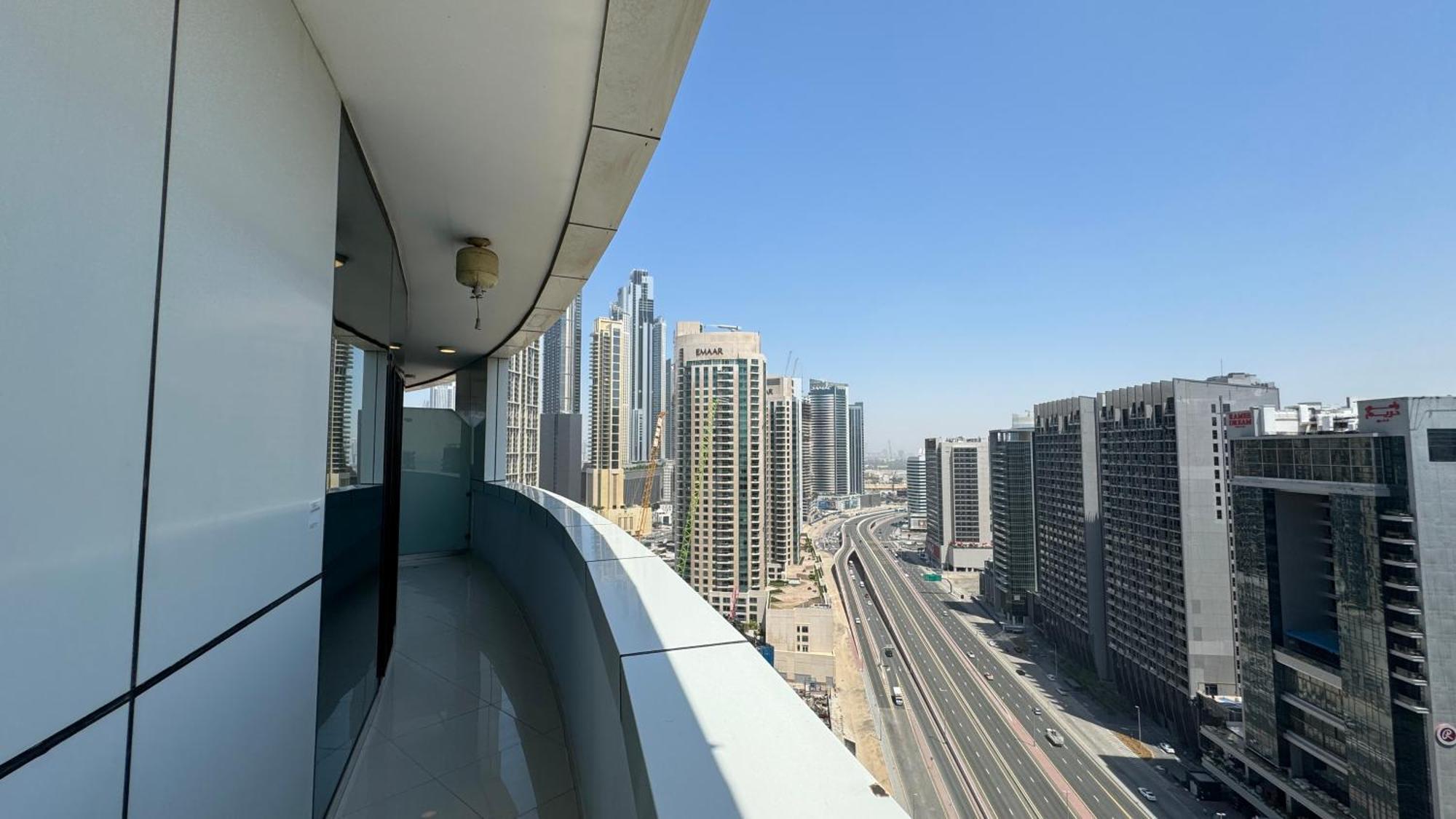 Apartamento Magnificent - Damac Distinction Downtown Dubái Exterior foto